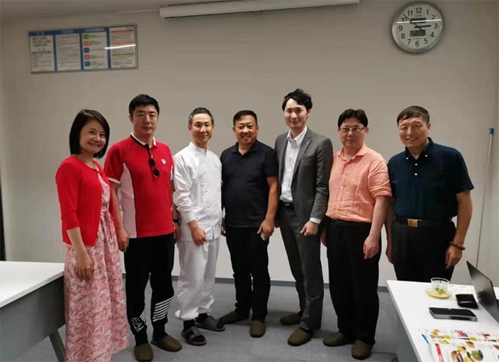 相见时间短暂，但双方的友谊将源远流长