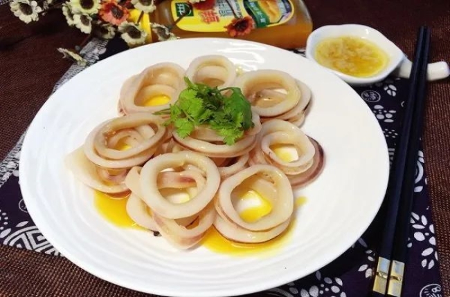大厨四宝使用教程：白烧菜品推荐-鸡汁鲜鱿鱼