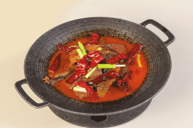 大厨四宝麻辣干锅酱应用-干锅鸡血泥鳅